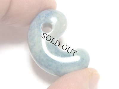 画像2: ひすい勾玉 (2)