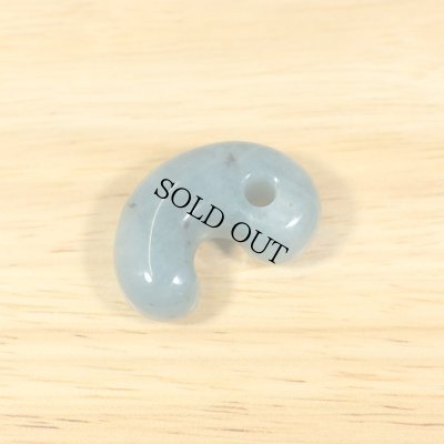 画像2: ひすい勾玉 (2)