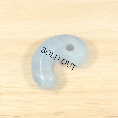 画像2: ひすい勾玉 (2)