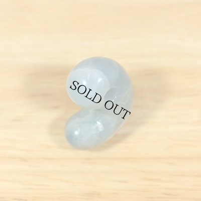 画像5: ひすい勾玉 (5)