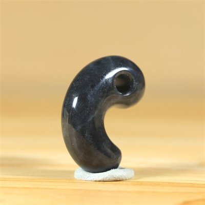 画像3: ひすい勾玉 (3)