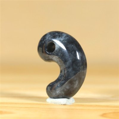 画像4: ひすい勾玉 (4)
