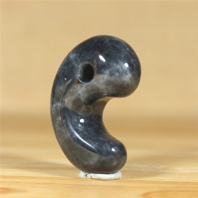 画像2: ひすい勾玉 (2)