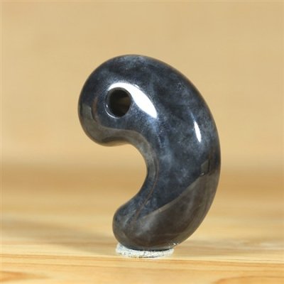 画像4: ひすい勾玉 (4)