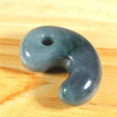 画像5: ひすい勾玉 (5)