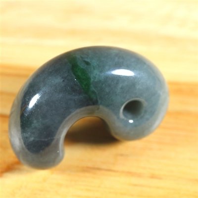 画像6: ひすい勾玉 (6)