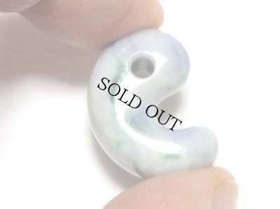 画像2: ひすい勾玉 (2)