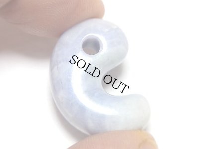 画像2: ひすい勾玉 (2)