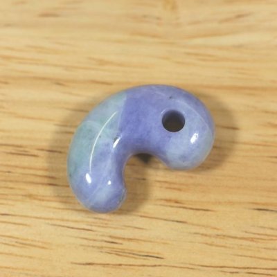 画像4: ひすい勾玉 (4)