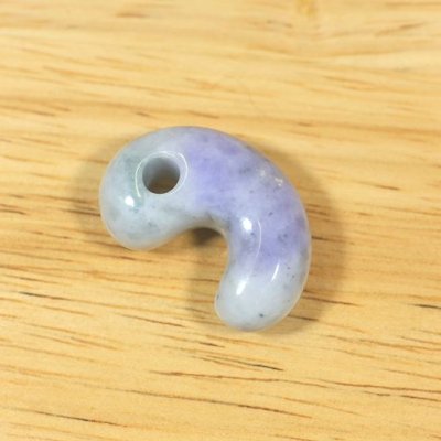 画像2: ひすい勾玉 (2)