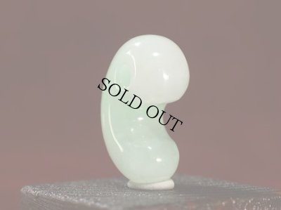 画像3: ひすい勾玉 (3)