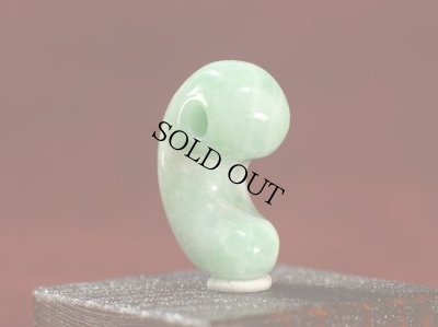 画像3: ひすい勾玉 (3)