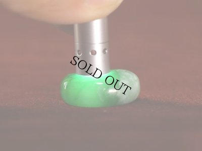 画像8: ひすい勾玉 (8)