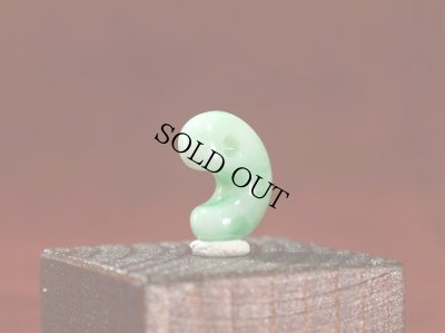 画像2: ひすい勾玉 (2)