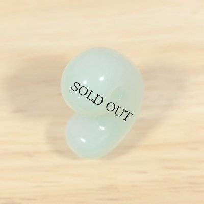 画像5: 糸魚川 姫川産 緑系 翡翠勾玉 (5)