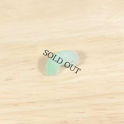 画像4: 糸魚川 姫川産 緑系 翡翠勾玉 (4)