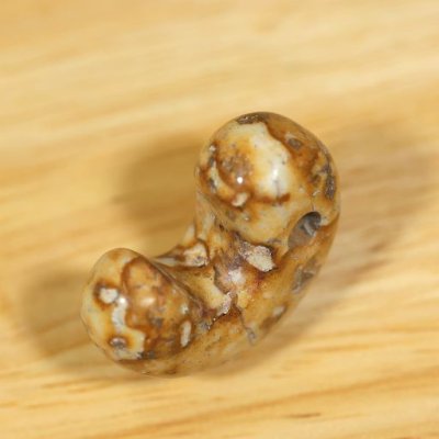 画像5: 姫川薬石勾玉 (5)