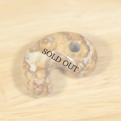 画像4: 姫川薬石勾玉 (4)