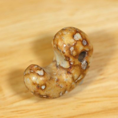 画像5: 姫川薬石勾玉 (5)