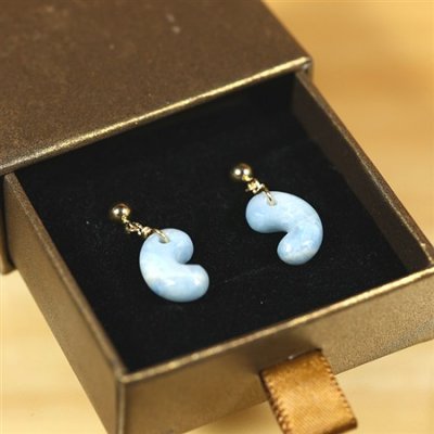 画像4: 糸魚川産翡翠ピアス (4)