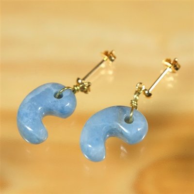 画像2: 糸魚川産翡翠ピアス (2)