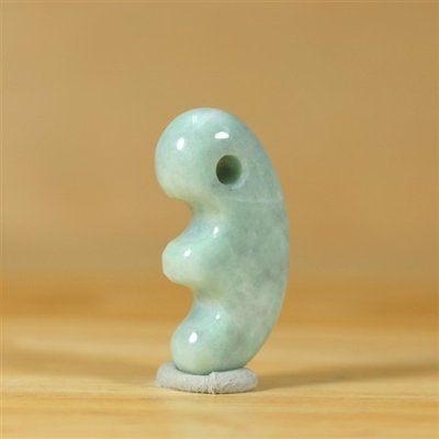 画像1: 獣形勾玉 (1)