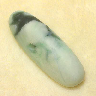 糸魚川産硬玉翡翠